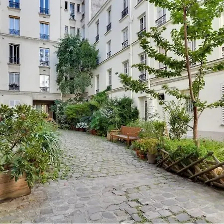 Renovated 2bd Next To Jardins Du Luxembourg アパート パリ